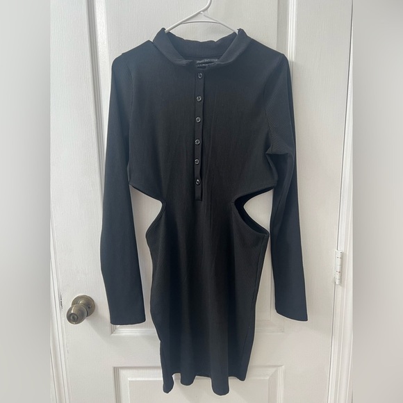 Urban Outfitters|Black Bodycon Ribbed Mini Dress w Collar & Side Cut-Out Detail• - Picture 3 of 9